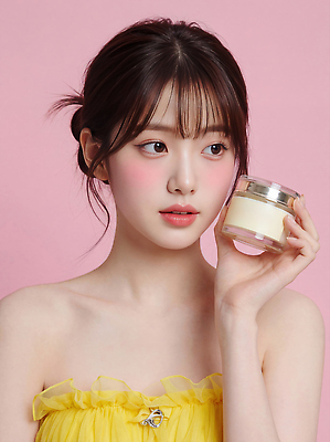 JPG 모델 편집이미지 패션 분홍색 자연 표정 소녀 화장 뷰티 노란색 촬영 화장품 피부 의료성형뷰티 편집실사 AI인물포토 AI콘텐츠 여자 어린이 컬러 신체부위 CG 생태계 파일형식 AI포토