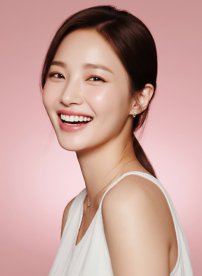 JPG 편집이미지 긴머리 헤어스타일 여자 분홍색 포즈 백그라운드 표정 미소 웃음 사람 촬영 뷰티풀 의료성형뷰티 편집실사 AI인물포토 AI콘텐츠 컬러 CG 파일형식 AI포토