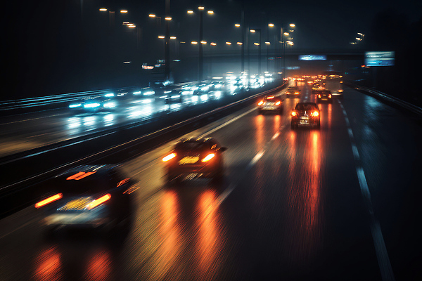 JPG 편집이미지 도로 이동 가로등 자동차 바람 조명 거리 운전 회전 위치 소음 AI포토 자연요소 공공시설 길 육상교통 컨셉 교통시설 모션 날씨 소리 파일형식 AI콘텐츠