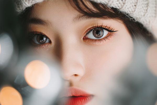 계절 뷰포인트 신체부위 전자제품 뷰티 CG 파일형식 겨울 사람 얼굴 방 카메라 화장 촬영 빛 오브젝트 근접촬영 컬러 JPG 편집실사 편집이미지 의료성형뷰티