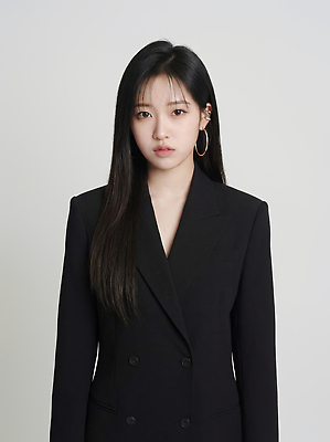 JPG 모델 편집이미지 긴머리 헤어스타일 옷 패션 포즈 백그라운드 정장 뷰티 카메라 검은색 촬영 시크 의료성형뷰티 스타일 편집실사 AI인물포토 AI콘텐츠 컬러 전자제품 CG 파일형식 AI포토