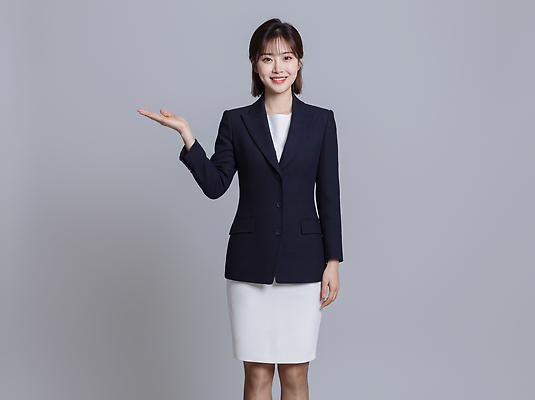 JPG 모델 편집이미지 손 디자인 여자 패션 포즈 회색배경 스튜디오 웃음 정장 촬영 비즈니스우먼 발표 의료성형뷰티 스타일 편집실사 AI인물포토 AI콘텐츠 옷 백그라운드 비즈니스 표정 사람 신체부위 회색 직장인 CG 파일형식 AI포토