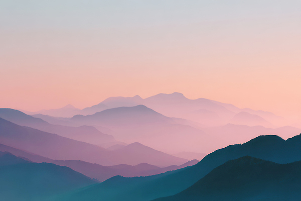 JPG 물결 컬러 일러스트 자연 하늘 산 풍경 고요 일몰 안개 저녁 지평선 멀리 산맥 국내일러스트 AI일러스트 AI콘텐츠 날씨 노을 야간 생태계 파일형식