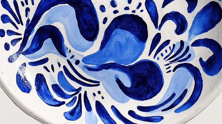 JPG 편집이미지 전통 그릇 식기 디자인 예술 무늬 패턴 한국 장식 파란색 흰색 물방울 도자기 그림 수공예 편집실사 AI포토 AI콘텐츠 아시아 컬러 공예 CG 파일형식