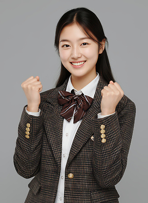 JPG 편집이미지 학생 옷 교복 포즈 백그라운드 생각 모션 여고생 표정 웃음 정장 주먹 기쁨 자신감 소감 의료성형뷰티 편집실사 AI인물포토 AI콘텐츠 여자 감정 고등학생 CG 파일형식 AI포토