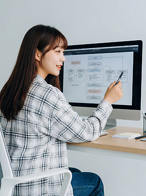 JPG 편집이미지 여자 백그라운드 그래픽 컴퓨터 사무실 펜 디지털 모니터 표현 작업 계획 집중 사무용가구 프로젝트 의료성형뷰티 편집실사 가구 컨셉 비즈니스 사람 전자제품 필기구 CG 파일형식