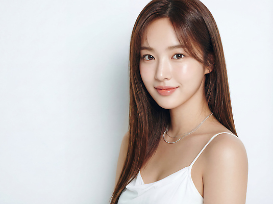 JPG 모델 편집이미지 포즈 백그라운드 표정 미소 사람 사진촬영 촬영 봄 흰색 자신감 톱 순간 의료성형뷰티 스타일 편집실사 AI인물포토 AI콘텐츠 계절 감정 컬러 공구 CG 파일형식 AI포토