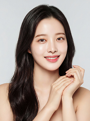 JPG 모델 편집이미지 헤어스타일 손 여자 감정 얼굴 포즈 실내 미소 웃음 뷰티 촬영 피부 뷰티풀 의료성형뷰티 편집실사 AI인물포토 AI콘텐츠 표정 사람 내부 신체부위 CG 파일형식 AI포토