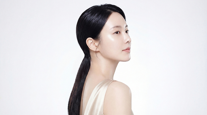 옷 뷰포인트 사람 신체부위 CG 파일형식 AI포토 여자 머리 드레스 옆모습 뷰티 헤어스타일 패션 중앙 포즈 촬영 모델 스튜디오 편집이미지 편집실사 JPG 의료성형뷰티 AI콘텐츠 AI인물포토