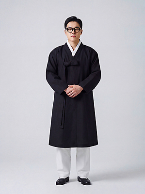 JPG 편집이미지 전통 옷 패션 남자 안경 한국 사람 검은색 사진촬영 한복 단정 의료성형뷰티 스타일 편집실사 AI인물포토 AI콘텐츠 한국전통 잡화 아시아 컬러 컨셉 촬영 전통의상 CG 파일형식 AI포토