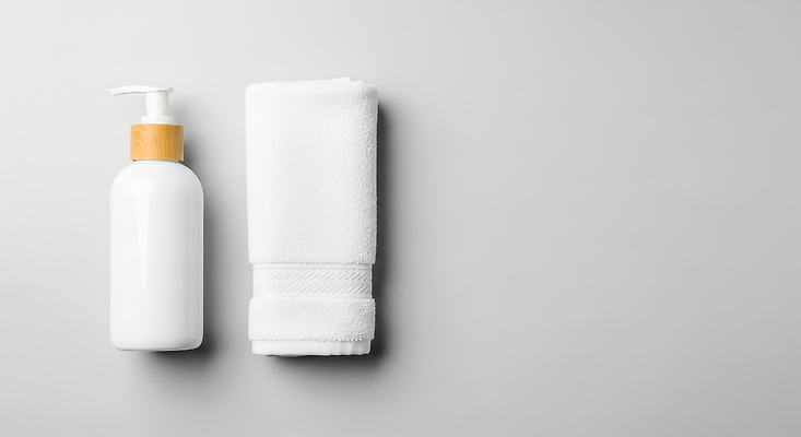 생활용품 라이프 위생용품 뷰티 청결 젖음 위생 CG 파일형식 AI콘텐츠 바디로션 수건 세면대 욕실 목욕 스킨케어 세수 일상 관리 신체 수분_꽃가루 촉촉함 편집이미지 편집실사 JPG 바디케어 AI포토