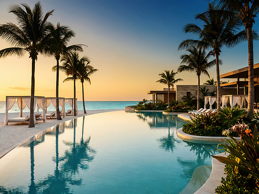 JPG 편집이미지 여행 자연 리조트 휴식 수영장 풍경 해변 야외 물 야자수 반사 일몰 고급 편안함 편집실사 AI포토 AI콘텐츠 자연요소 나무 바다 컨셉 노을 감각 CG 생태계 파일형식