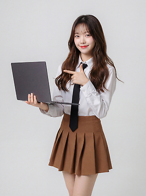 JPG 편집이미지 학생 교육 인터넷 교실 넥타이 기술 미소 노트북 전자제품 학습 사무실 자료 키보드 작업 의료성형뷰티 편집실사 AI인물포토 AI콘텐츠 잡화 비즈니스 학교 표정 CG 파일형식 AI포토