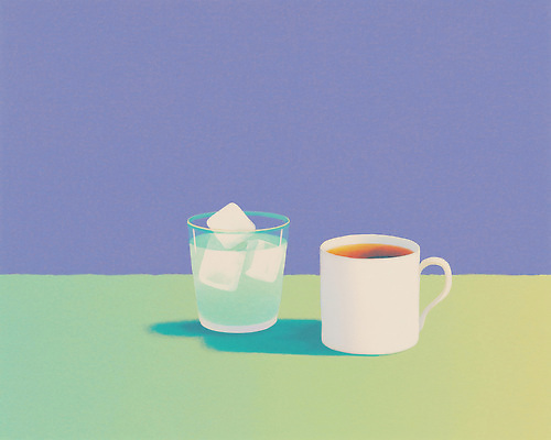 자연요소 식기 음료 컬러 가구 컨셉 모션 라이프 상점 파일형식 AI콘텐츠 커피 얼음 컵 잔 탁자 백그라운드 보라색 초록색 따뜻한음료 일상 식사 풍경 디자인 마시기 휴식 카페 일러스트 국내일러스트 JPG AI일러스트