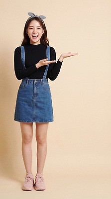 JPG 모델 편집이미지 손 옷 여자 패션 감정 포즈 백그라운드 티셔츠 안내 표정 미소 치마 의료성형뷰티 스타일 편집실사 AI인물포토 AI콘텐츠 셔츠 하의 사람 신체부위 CG 파일형식 AI포토