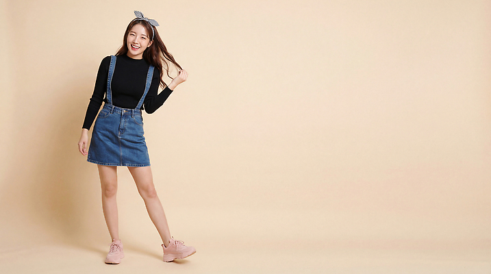 JPG 편집이미지 헤어스타일 여자 패션 감정 모션 웃음 치마 머리 촬영 앵글 의료성형뷰티 스타일 편집실사 AI인물포토 AI콘텐츠 하의 표정 사람 신체부위 CG 파일형식 AI포토