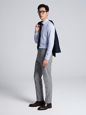 JPG 편집이미지 응시 패션 남자 포즈 직장 서기 정장 앞모습 빛 외투 스마트 어깨 단정 의료성형뷰티 스타일 걸기 편집실사 AI인물포토 AI콘텐츠 시선 옷 뷰포인트 컨셉 상의 회사 모션 사람 신체부위 CG 파일형식 AI포토