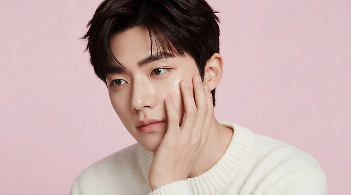 JPG 모델 편집이미지 손 패션 남자 얼굴 백그라운드 스튜디오 표정 뷰티 카메라 촬영 오브젝트 의료성형뷰티 스타일 편집실사 AI인물포토 AI콘텐츠 사람 신체부위 전자제품 CG 파일형식 AI포토