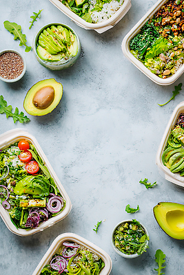 JPG 편집이미지 그릇 음식 다이어트 채소 재료 탁자 프레임 식사 샐러드 신선 준비 아보카도 건강식 플레이트 편집실사 AI포토 AI콘텐츠 식기 가구 과일 건강 CG 스키용품 파일형식