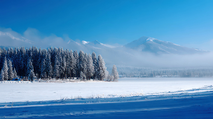 JPG 편집이미지 겨울 모션 자연 하늘 날씨 산 풍경 맑음 숲 땅 기온 설산 편집실사 AI포토 AI콘텐츠 계절 CG 생태계 파일형식