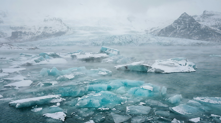 JPG 편집이미지 바다 조각 여행 겨울 자연 산 풍경 물 얼음 차가움 남극 북극 빙하 편집실사 AI포토 AI콘텐츠 자연요소 계절 극지방 CG 생태계 파일형식