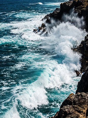 JPG 편집이미지 파도 바다 자연 풍경 해변 물 파란색 수조 물보라 작품 편집실사 AI컴퓨터그래픽 AI콘텐츠 자연요소 컬러 미술 CG 생태계 파일형식