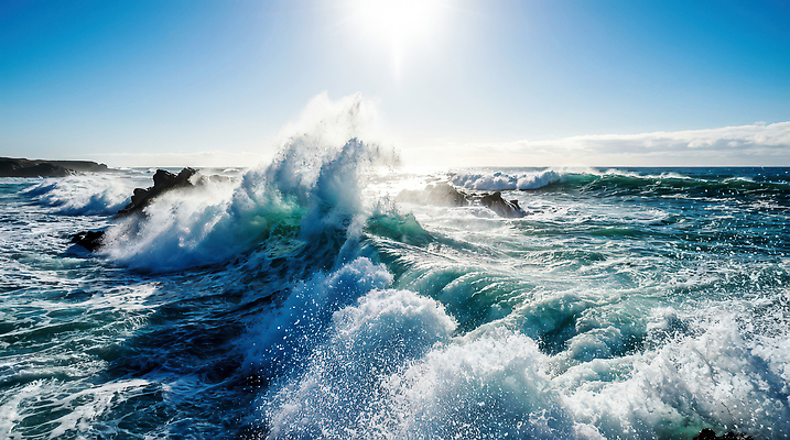 JPG 편집이미지 파도 바다 자연 하늘 날씨 풍경 물 파란색 태양 힘 수면 편집실사 AI컴퓨터그래픽 AI콘텐츠 자연요소 컬러 CG 생태계 파일형식