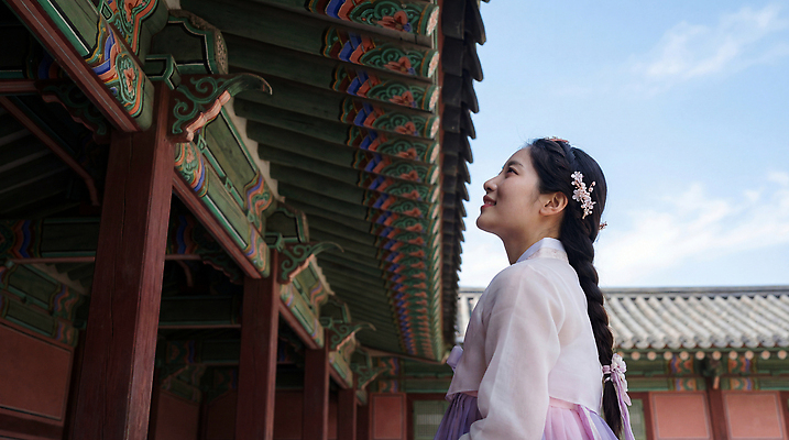 JPG 편집이미지 전통 여자 건축 문화 여행 하늘 한국 풍경 일상 궁전 역사 한복 즐거움 뷰티풀 편집포토 의료성형뷰티 편집실사 AI인물포토 AI콘텐츠 한국전통 감정 아시아 고건축 사람 라이프 전통의상 CG 파일형식 AI포토