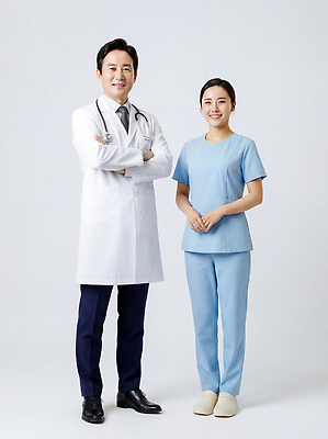 JPG 편집이미지 직업 산업 유니폼 의학 협력 건강 병원 치료 공간 간호사 의료진 의사 전문직 의료성형뷰티 편집실사 AI인물포토 AI콘텐츠 옷 CG 파일형식 AI포토