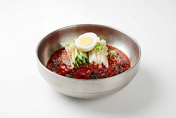 JPG 편집이미지 한식 음식 오이 요리 장식 면류 고추장 저녁 무 고객 점심 삶은계란 비빔냉면 비빔국수 편집실사 AI포토 AI콘텐츠 채소 뿌리채소 계란 양념 야간 계란요리 CG 국수 냉면 파일형식