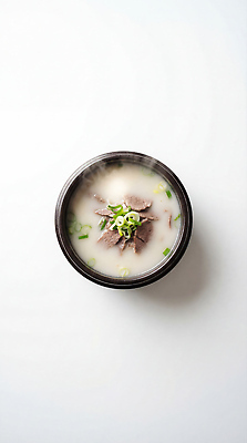 JPG 편집이미지 한식 음식 재료 식탁 건강 요리 소고기 뜨거움 수프 국물 파 설렁탕 국밥 한그릇 편집실사 AI포토 AI콘텐츠 1 채소 탁자 육류 CG 탕 파일형식