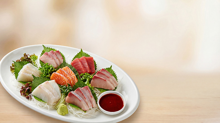 JPG 편집이미지 접시 한식 음식 채소 식탁 어류 요리 생선회 회 신선 맛 저녁 고추냉이 해산물 간장 모듬회 편집실사 AI포토 AI콘텐츠 식기 컨셉 탁자 수중동물 양념 야간 CG 파일형식