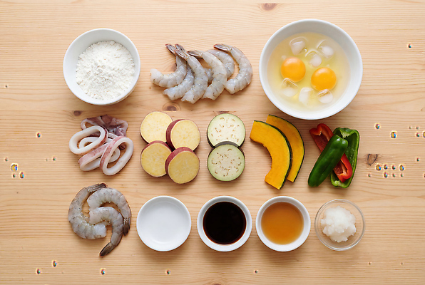 JPG 편집이미지 식재료 고추 호박 새우 요리 주방 계란 식사 해산물 오징어 준비 고구마 밀가루 레시피 편집실사 AI포토 AI콘텐츠 채소 연체동물 뿌리채소 갑각류 알 수중동물 가루 CG 파일형식