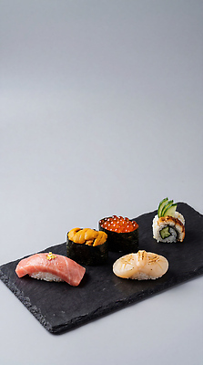 JPG 편집이미지 접시 음식 식재료 어류 요리 식사 초밥 회 먹기 해산물 간장 롤 일본음식 편집실사 AI포토 AI콘텐츠 식기 모션 수중동물 양념 CG 파일형식