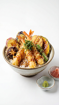 JPG 편집이미지 그릇 음식 채소 식탁 밥 요리 식사 덮밥 깨 새우튀김 건강식 일본음식 텐동 간편조리식품 맛있는 편집실사 AI포토 AI콘텐츠 식기 식재료 탁자 새우 튀김 조미료 CG 파일형식