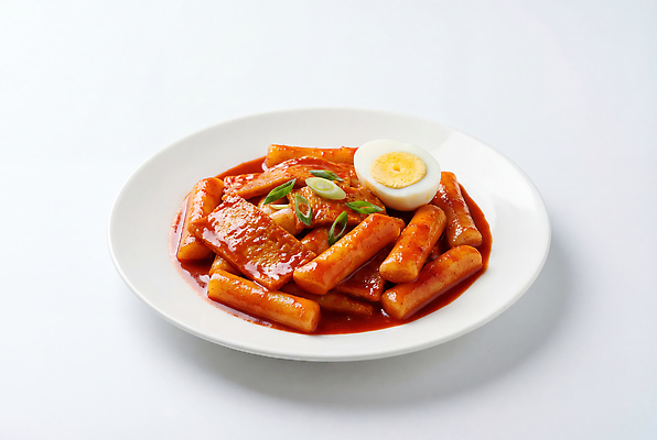 JPG 편집이미지 접시 한식 음식 채소 떡 어묵 떡볶이 매움 삶은계란 길거리음식 간편조리식품 편집실사 AI포토 AI콘텐츠 식기 계란 맛 계란요리 분식 CG 파일형식