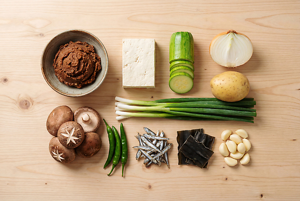 JPG 편집이미지 재료 호박 양파 감자 마늘 요리 주방 버섯 된장찌개 준비 두부 파 다시마 청양고추 편집실사 AI포토 AI콘텐츠 한식 채소 고추 해조류 찌개 CG 파일형식