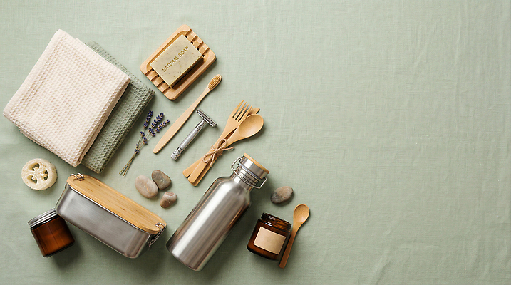 JPG 나무 편집이미지 식기 재료 유리 탁자 금속 주방 숟가락 도구 세제 물병 오브젝트 정리 손질 친환경제품 ESG 편집실사 AI포토 AI콘텐츠 식물 가구 재질 수저 물통 CG 친환경 경영 파일형식