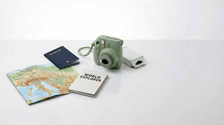 JPG 편집이미지 여행 지도 취미 여행객 카메라 다이어리 탐험 도전 계획 모험가 여권 여행준비 편집실사 AI포토 AI콘텐츠 컨셉 사람 전자제품 사무용품 CG 준비 파일형식