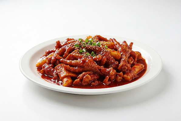 JPG 편집이미지 접시 한식 재료 한국 요리 식사 양념 떡볶이 매움 파 닭발 매운닭발 편집실사 AI포토 AI콘텐츠 식기 아시아 음식 채소 맛 분식 CG 파일형식