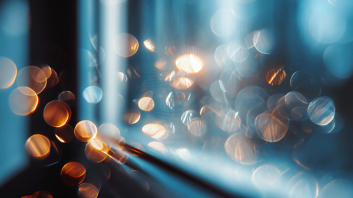 JPG 편집이미지 창 겨울 야경 조명 따뜻함 풍경 빛 반사 도시 분위기 저녁 창가 보케 흐림 이미지편집 AI컴퓨터그래픽 AI콘텐츠 계절 무기 컨셉 창문 날씨 야간 파일형식 풍경_경치