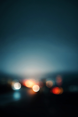 JPG 편집이미지 야경 하늘 조명 거리 풍경 일상 생활 빛 어둠 도시 보케 이미지편집 AI컴퓨터그래픽 AI콘텐츠 라이프 밤 야간 파일형식