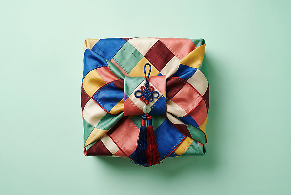 JPG 편집이미지 전통 디자인 문화 포장 한국 선물 장식 보자기 뷰티풀 편집실사 AI포토 AI콘텐츠 아시아 CG 파일형식 천_직물