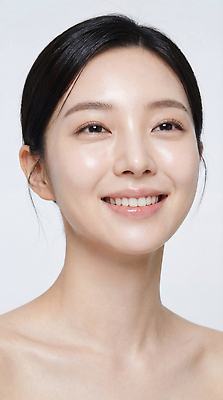 JPG 모델 편집이미지 헤어스타일 여자 포즈 표정 밝음 미소 웃음 화장 뷰티 머리카락 피부 의료성형뷰티 편집실사 AI인물포토 AI콘텐츠 사람 신체부위 머리 CG 파일형식 AI포토