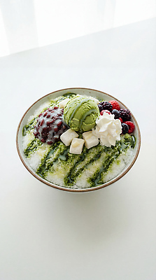 JPG 편집이미지 그릇 과일 아이스크림 디저트 한국 여름 녹차 생크림 부드러움 빙수 팥 말차 편집실사 AI포토 AI콘텐츠 식기 계절 아시아 음식 차_음료 감각 크림 CG 파일형식