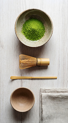 JPG 편집이미지 그릇 자연 식탁 건강 일상 식사 전통차 다도 말차 편집실사 AI포토 AI콘텐츠 식기 탁자 라이프 차_음료 예절 CG 생태계 파일형식