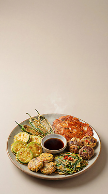 JPG 편집이미지 접시 한식 음식 고추 반찬 육류 식사 동그랑땡 전 간장 애호박 김치전 모듬전 부추전 호박전 고추전 편집실사 AI포토 AI콘텐츠 식기 채소 식재료 호박 양념 CG 부침개 파일형식