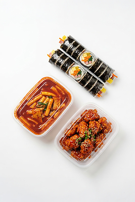 JPG 편집이미지 한식 포장 반찬 치킨 떡볶이 분식 김밥 도시락 점심 길거리음식 먹거리 배달음식 편집실사 AI포토 AI콘텐츠 음식 배달 CG 닭고기요리 파일형식