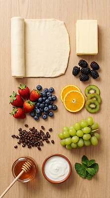 JPG 편집이미지 과일 식재료 탁자 딸기 포도 키위 원두 민트 블루베리 반죽 밀가루 꿀 블랙베리 팬케이크 요구르트 편집실사 AI포토 AI콘텐츠 커피 가구 유제품 케이크 가루 허브 CG 파일형식