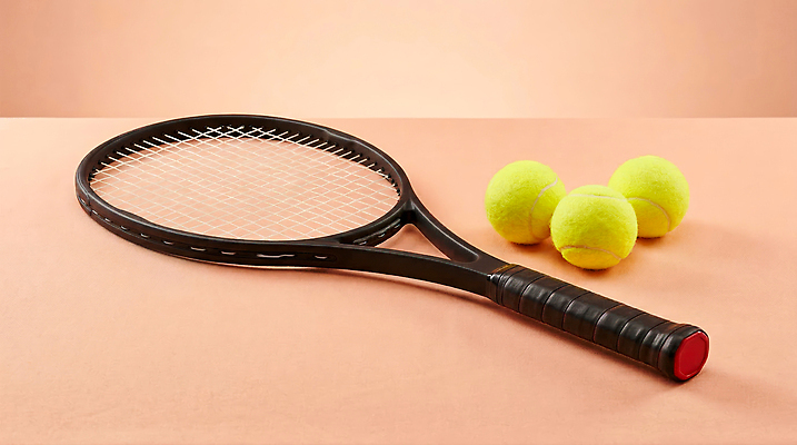 JPG 편집이미지 스포츠용품 스포츠 공 경기 취미 운동 테니스 도구 라켓 테니스라켓 테니스공 연습 편집실사 AI포토 AI콘텐츠 건강 구기 테니스용품 CG 오브젝트 파일형식